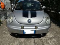Käytetty VW Beetle 90 HP (66 kW) 2001 Harmaa Viistoperä