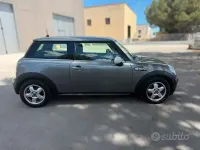Usata Mini ONE 75 CV (55 kW) 2009 Grigio Utilitaria