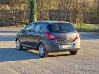Usata Opel Corsa Edition 85 CV (62 kW) 2010 Grigio Utilitaria