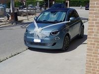 Usata Fiat 500e 86 kW (118 CV) 2020 Blu Cabrio