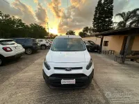 Usata Ford Tourneo Courier 75 CV (55 kW) 2014 Bianco Monovolume