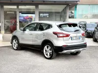 Usata Nissan Qashqai 160 CV (117 kW) 2020 Grigio SUV