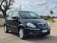 Usata Lancia Musa 95 CV (69 kW) 2010 Nero Monovolume