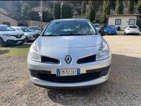 Usata Renault Clio II 65 CV (47 kW) 2008 Argento Utilitaria