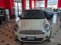 Usata Mini Cooper D Chili 108 CV (79 kW) 2009 Bianco Utilitaria