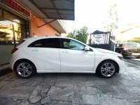 Usado Mercedes A180 90 CV (66 kW) 2015 Blanco Berlina