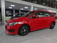 Usata Mercedes B180 Business 109 CV (80 kW) 2015 Rosso Utilitaria