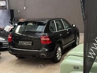 Usata Porsche Cayenne 290 CV (213 kW) 2008 Nero metallizzato SUV