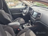 Usata Jeep Cherokee 170 CV (125 kW) 2014 Nero SUV