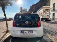 Begagnad VW up! 75 HK (55 kW) 2012 Vit Halvkombi