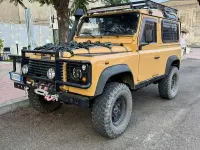 Usata Land Rover Defender 122 CV (89 kW) 2000 Giallo Station wagon