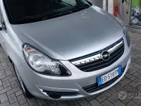 Usata Opel Corsa 80 CV (58 kW) 2010 Utilitaria