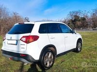 Usata Suzuki Vitara 120 CV (88 kW) 2015 Bianco SUV