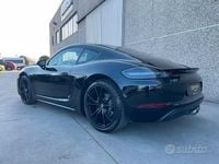 Usata Porsche 718 Cayman 300 CV (220 kW) 2021 Nero Coupé