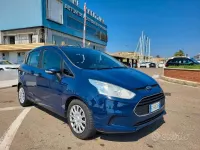 Usata Ford B-MAX 75 CV (55 kW) 2015 Blu Monovolume