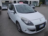 Usata Renault Scénic III Dynamique 110 CV (80 kW) 2011 Bianco Monovolume
