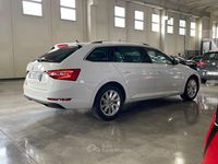 Usata Skoda Superb Executive 150 CV (110 kW) 2018 Bianco Station wagon