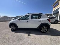 Usata Dacia Sandero Acces 73 CV (53 kW) 2019 Bianco Utilitaria
