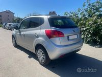 Usata Kia Venga 90 CV (66 kW) 2011 Grigio Utilitaria