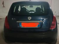 Usata Lancia Ypsilon 75 CV (55 kW) 2004 Blu Utilitaria