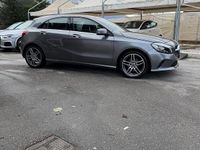 Usata Mercedes A180 108 CV (79 kW) 2015 Grigio Berlina