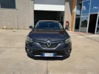 Usata Renault Mégane IV Business 110 CV (80 kW) 2018 Grigio Berlina
