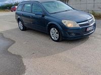 Usata Opel Astra 101 CV (74 kW) 2007 Blu Station wagon