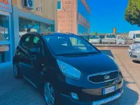 Usata Kia Venga 90 CV (66 kW) 2014 Nero Utilitaria