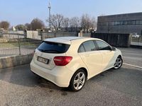 Usata Mercedes A200 Premium 136 CV (100 kW) 2015 Polar white met. Berlina