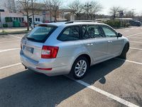 Usata Skoda Octavia 110 CV (80 kW) 2016 Grigio Station wagon