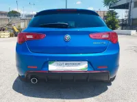 Usata Alfa Romeo Giulietta Super 120 CV (88 kW) 2018 Bluazzurro Utilitaria