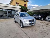 Usata Suzuki Grand Vitara 106 CV (77 kW) 2006 Argento SUV