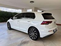 Usata VW Golf VIII Life 110 CV (80 kW) 2022 Berlina