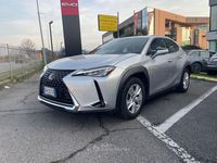 Usata Lexus UX 184 CV (135 kW) 2019 Argento SUV