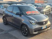 Usata Smart ForFour Passion 71 CV (52 kW) 2016 Grigio Utilitaria