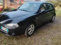 Usata Alfa Romeo 147 105 CV (77 kW) 2008 Nero Utilitaria