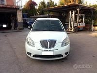 Usata Lancia Ypsilon 75 CV (55 kW) 2012 Bianco Utilitaria