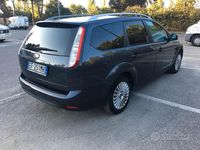 Usata Ford Focus 109 CV (80 kW) 2010 Grigio Station wagon