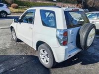 Usata Suzuki Grand Vitara 106 CV (77 kW) 2011 Bianco SUV