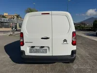 Usata Citroën Berlingo 102 CV (75 kW) 2020 Bianco Monovolume