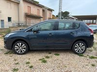 Usata Peugeot 3008 Allure 120 CV (88 kW) 2015 Blu SUV