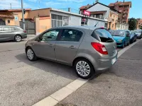 Usata Opel Corsa Cosmo 86 CV (63 kW) 2011 Marrone Utilitaria
