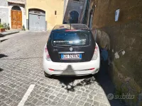 Usata Lancia Ypsilon 69 CV (50 kW) 2011 Bianco Utilitaria