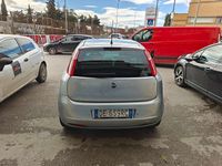 Usata Fiat Grande Punto 90 CV (66 kW) 2007 Grigio Utilitaria