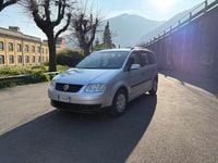 Usata VW Touran Trendline 101 CV (74 kW) 2004 Grigio Monovolume