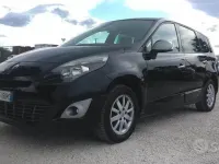 Usata Renault Scénic Dynamique 110 CV (80 kW) 2010 Nero Monovolume