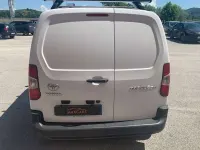 Usata Toyota Proace City City 131 CV (96 kW) 2023 Bianco Monovolume