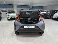 Usata Toyota Aygo X Active 72 CV (52 kW) 2025 Bianco SUV