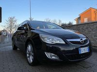 Usata Opel Astra Edition 140 CV (102 kW) 2012 Station wagon