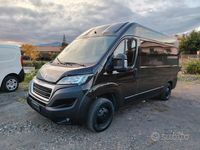 Begagnad Peugeot Boxer 140 HK (102 kW) 2020 Brun Van